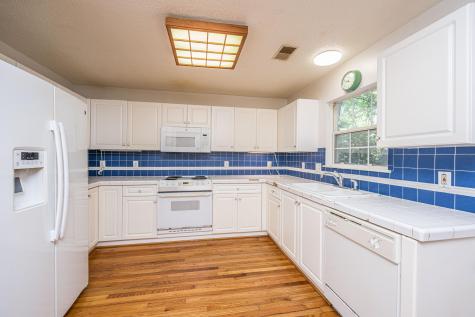 2 Latham Circle Charleston SC 29407