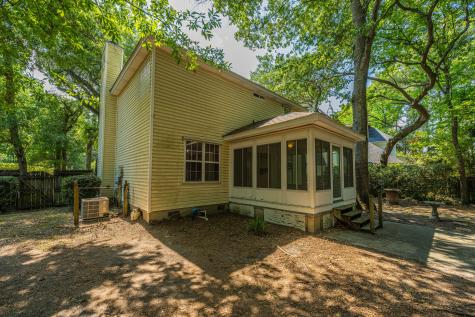 2 Latham Circle Charleston SC 29407