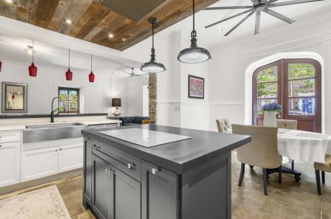 67 Legare Street Charleston SC 29401
