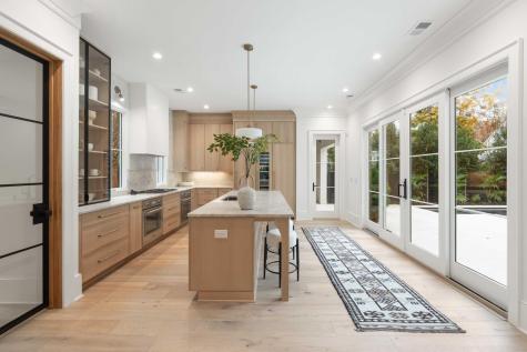 33 Duany Road Mount Pleasant SC 29464