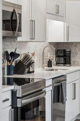 1036 Oakcrest Drive Charleston SC 29412