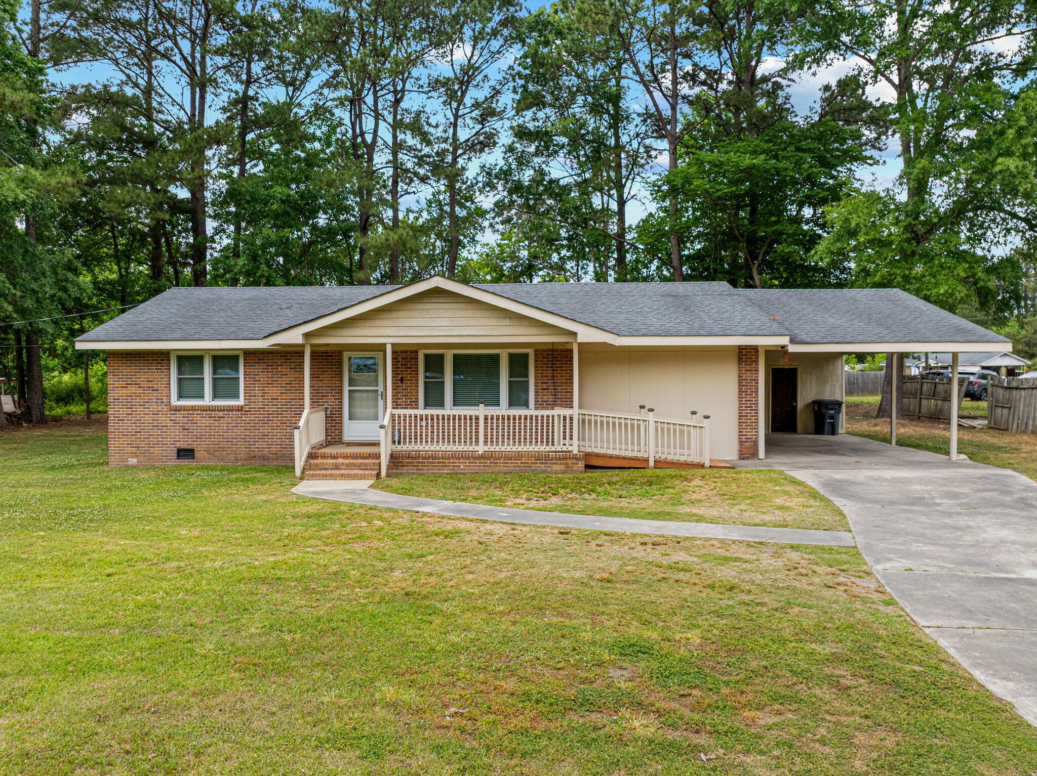 1936 Central Avenue Summerville SC 29483