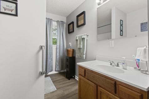 1936 Central Avenue Summerville SC 29483