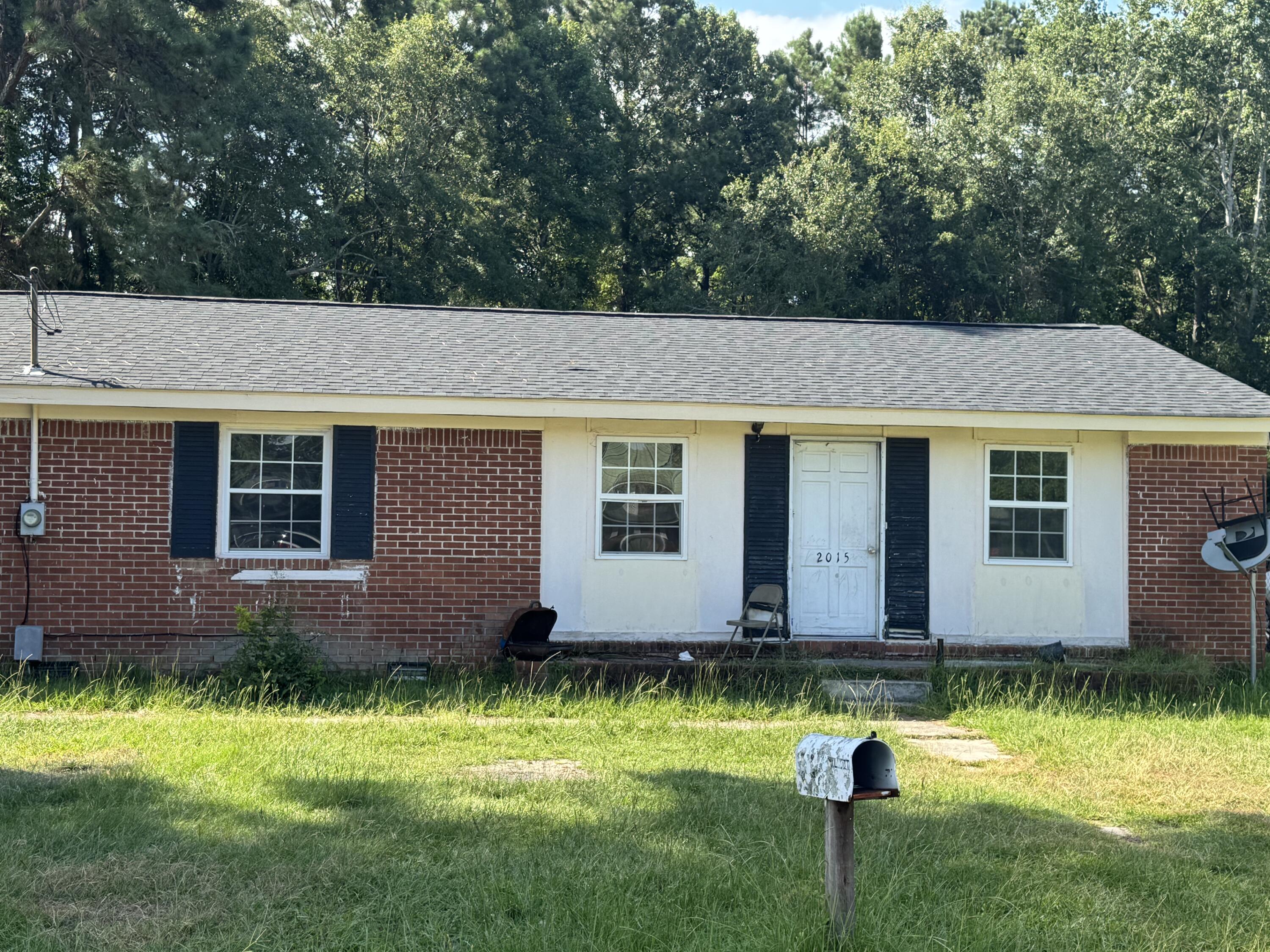 2015 Atlantic Avenue Orangeburg SC 29115
