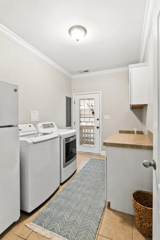 5691 Captain Kidd Road Hollywood SC 29449