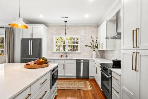 5691 Captain Kidd Road Hollywood SC 29449