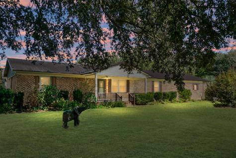 1763 Kingstree Highway Manning SC 29102