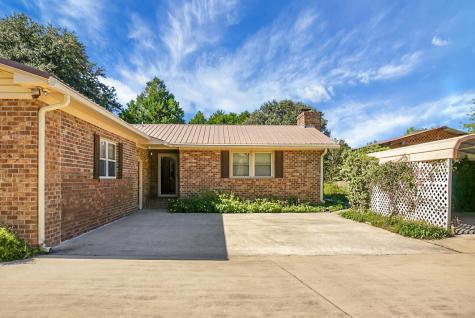 1763 Kingstree Highway Manning SC 29102