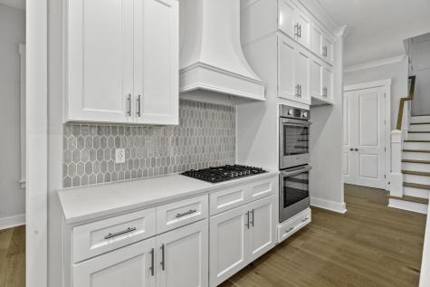 19 Broadway Street Mount Pleasant SC 29464