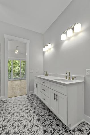 19 Broadway Street Mount Pleasant SC 29464