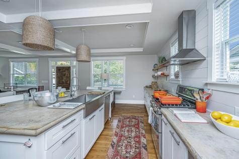 619 Thomas Glenn Court Charleston SC 29412
