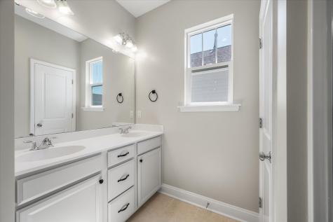 127 Hawthorne Landing Drive Goose Creek SC 29445