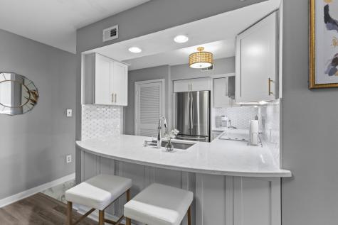 55 Ashley Avenue Charleston SC 29401