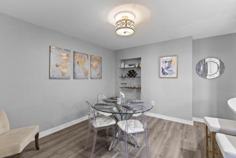 55 Ashley Avenue Charleston SC 29401