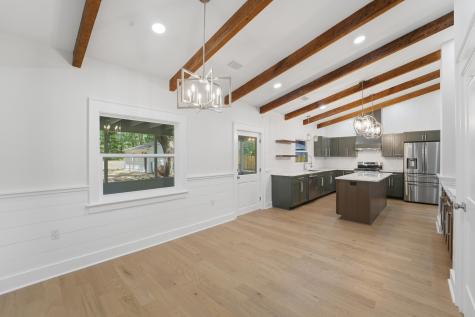 6384 Sc 162 Hollywood SC 29449