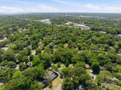 1215 Wimbee Drive Charleston SC 29407