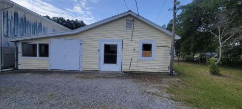 10841 Highway 260 Manning SC 29102