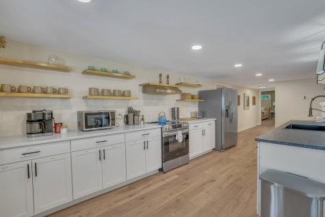 10841 Highway 260 Manning SC 29102