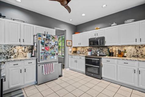 5411 Woodbreeze Drive North Charleston SC 29420