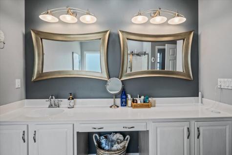 5411 Woodbreeze Drive North Charleston SC 29420