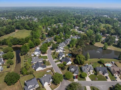 5411 Woodbreeze Drive North Charleston SC 29420