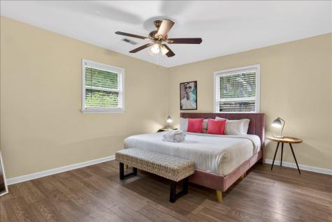 5917 Hagood Avenue Hanahan SC 29410
