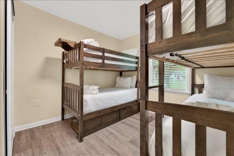 5917 Hagood Avenue Hanahan SC 29410