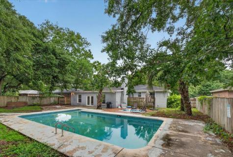 5917 Hagood Avenue Hanahan SC 29410