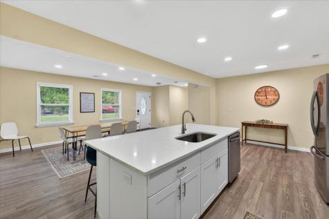 5917 Hagood Avenue Hanahan SC 29410