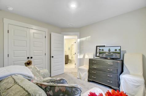 7749 Park Gate Drive North Charleston SC 29418