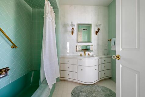 28 Murray Boulevard Charleston SC 29401