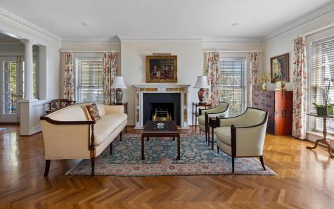 28 Murray Boulevard Charleston SC 29401