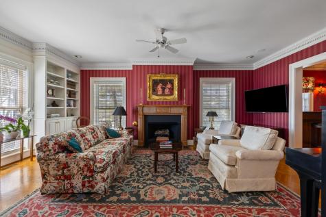 28 Murray Boulevard Charleston SC 29401