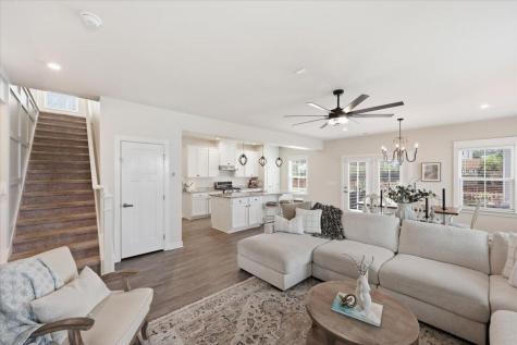 208 Lynx Lane Summerville SC 29483