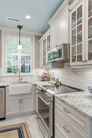 4 Tradd Street Charleston SC 29401