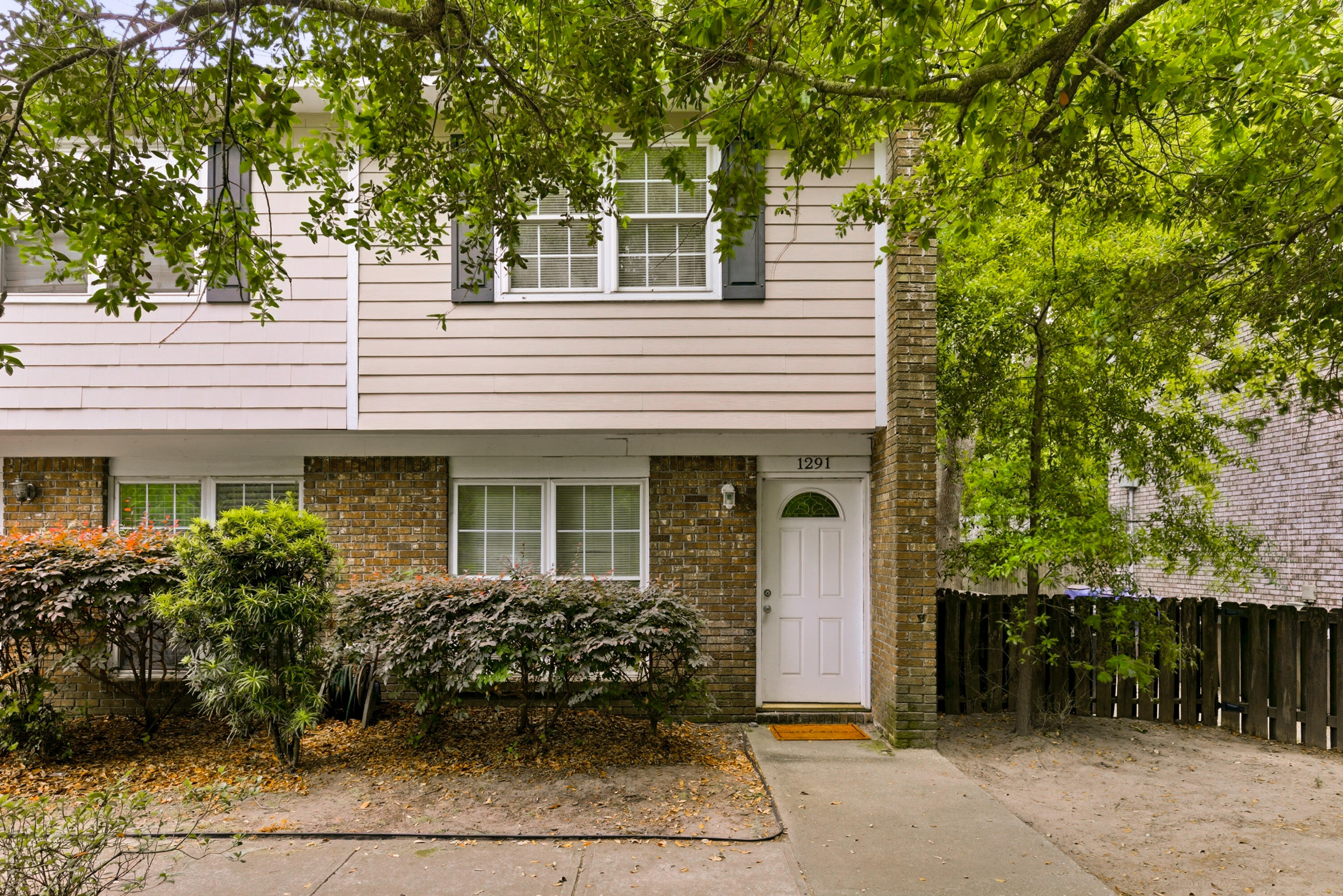 1291 Mathis Ferry Road Mount Pleasant SC 29464