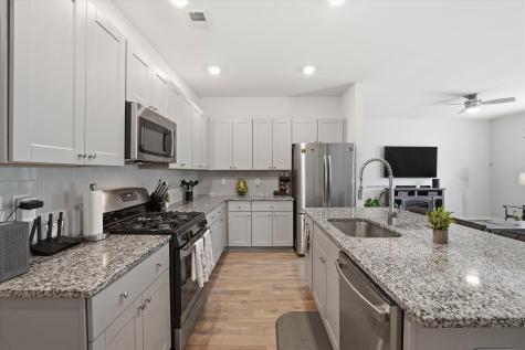 517 Spanish Wells Road Summerville SC 29486