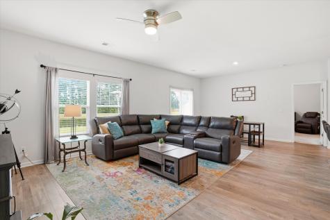 517 Spanish Wells Road Summerville SC 29486