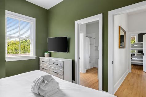 162 Spring Street Charleston SC 29403