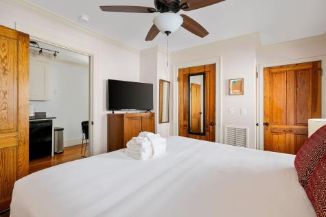 162 Spring Street Charleston SC 29403