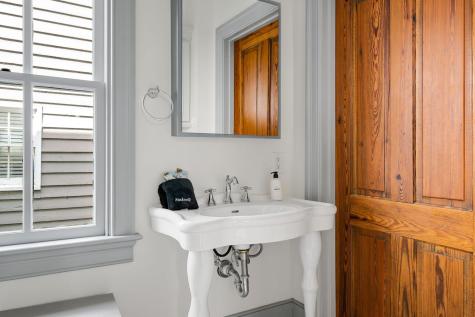 162 Spring Street Charleston SC 29403