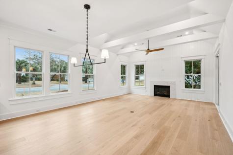 1250 W Vagabond Lane Mount Pleasant SC 29464