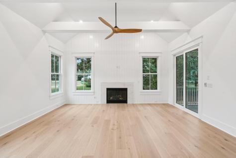1250 W Vagabond Lane Mount Pleasant SC 29464