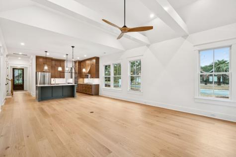 1250 W Vagabond Lane Mount Pleasant SC 29464