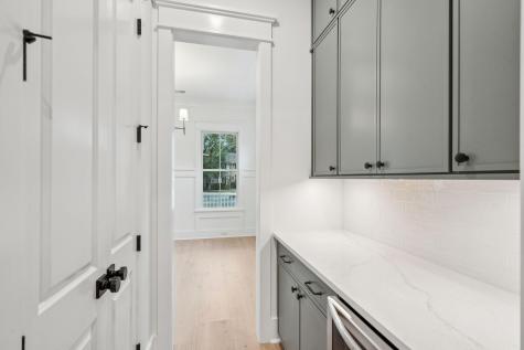 1250 W Vagabond Lane Mount Pleasant SC 29464