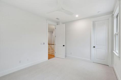 1250 W Vagabond Lane Mount Pleasant SC 29464