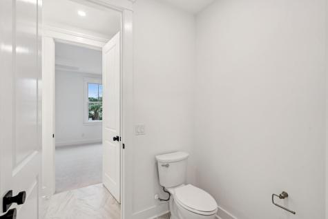 1250 W Vagabond Lane Mount Pleasant SC 29464