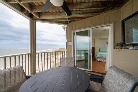 9000 Palmetto Drive Isle Of Palms SC 29451