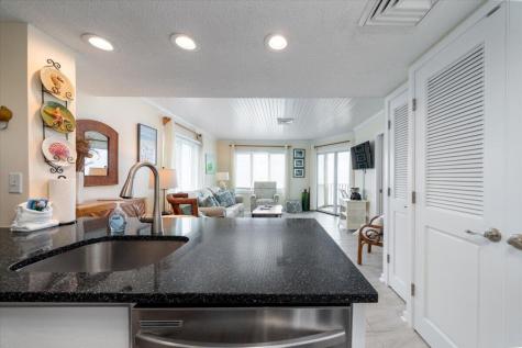 9000 Palmetto Drive Isle Of Palms SC 29451