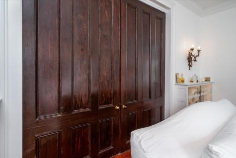 180 Broad Street Charleston SC 29401